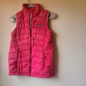 Patagonia Kids Bright Pink Puffer Vest Girls Size 10
